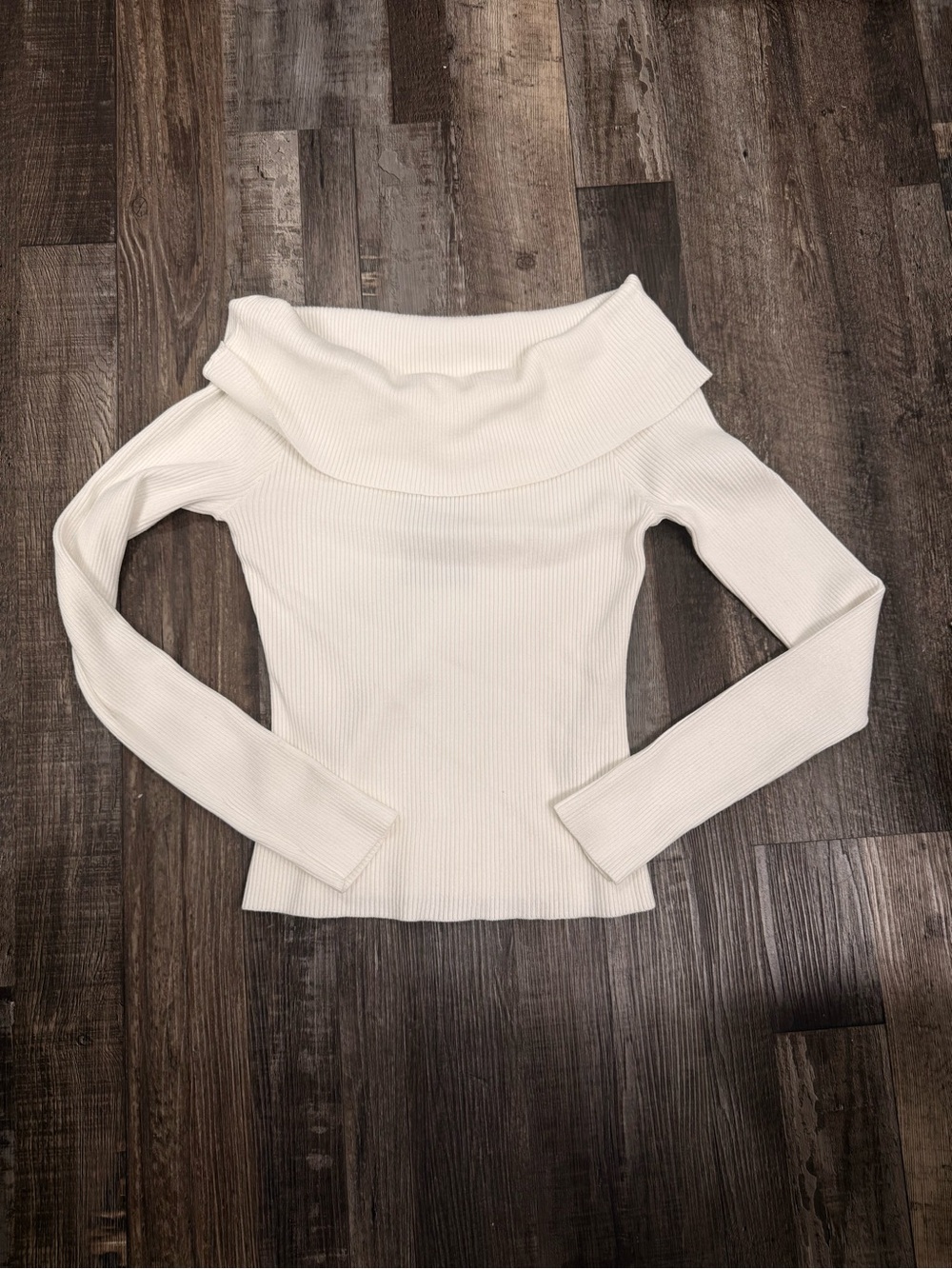 H&M Off-Shoulder Ribbed Sweater - Off White